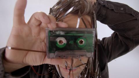 Luis Fernando Velasco, presentador de la serie "¿Qué inventa"?