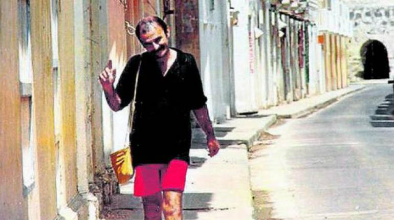 Aquí viene Raúl Gómez Jattin recitando sus versos Señal Memoria