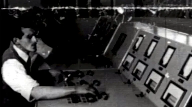 Operador consola Radiodifusora en 1960