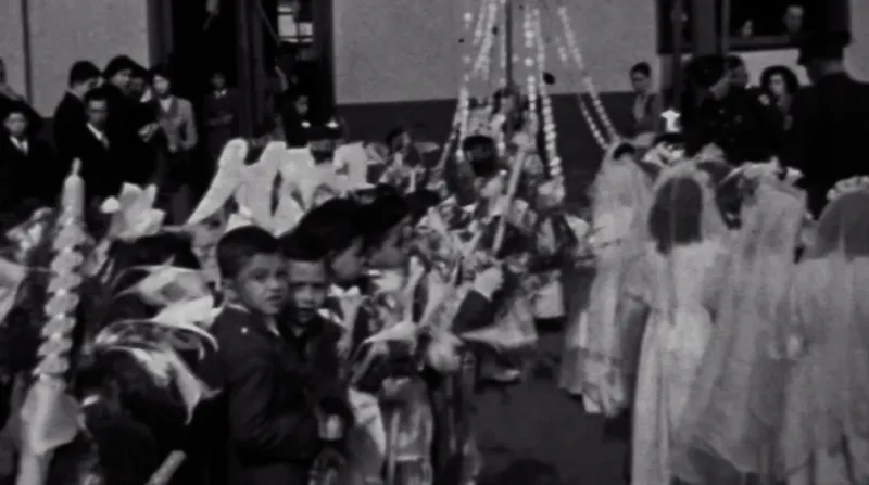primeras comuniones en el Colegio de la policía Nuestra Señora de Fátima en los años 50