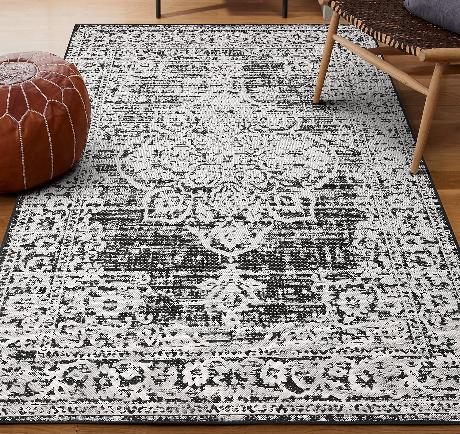 Outdoor Rugs Modern Vintage Look Carpets - Picture 6 of 64