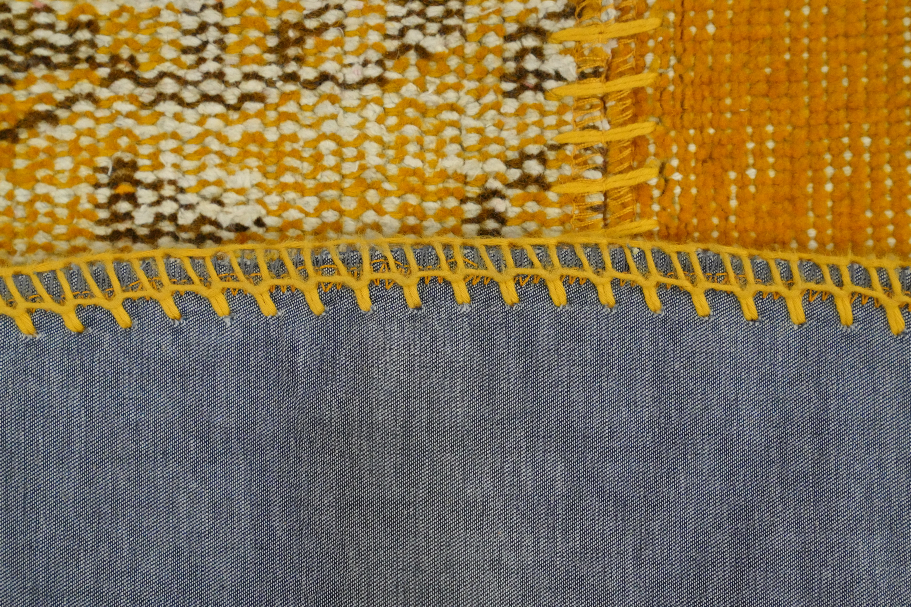 Eclectic Yellow Patchwork Round Area Rug 5x5 for Modern Handmade Homes Carpet - Picture 5 of 6