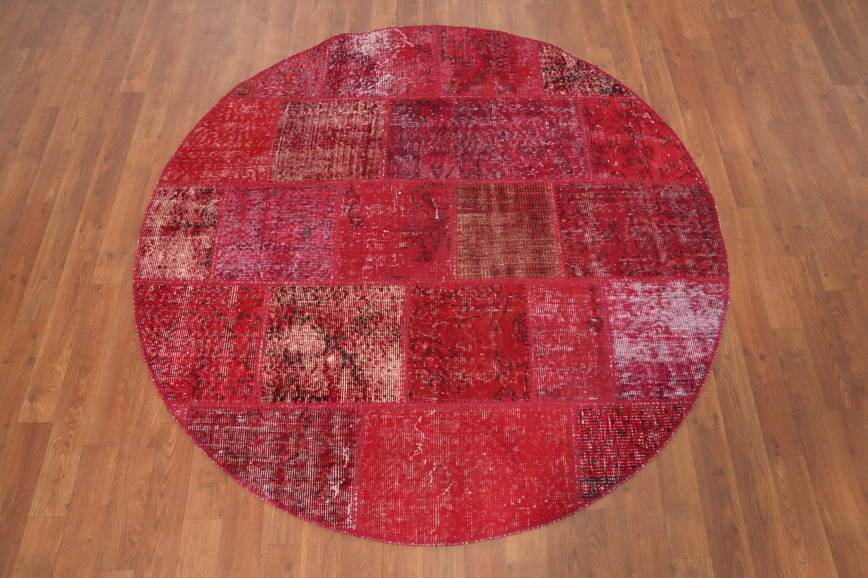 Elegant Patchwork Red Round Area Rug 5x5 for a Warm and Cozy Decor Turkish Rug - Picture 2 of 6