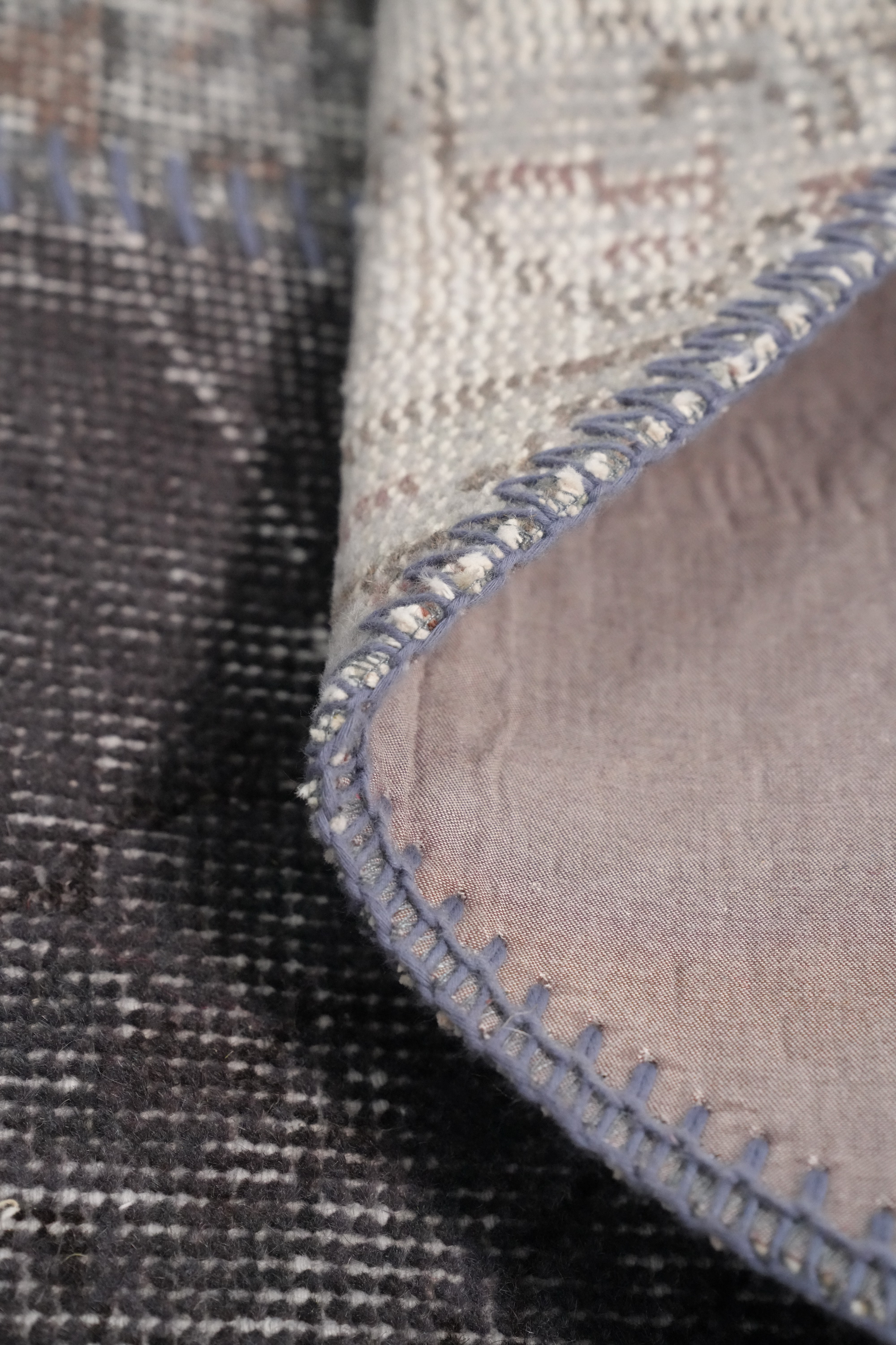 Chic Patchwork Round Area Rug 5x5 in Subtle Color Palette Handmade Turkish Rug - Picture 4 of 6