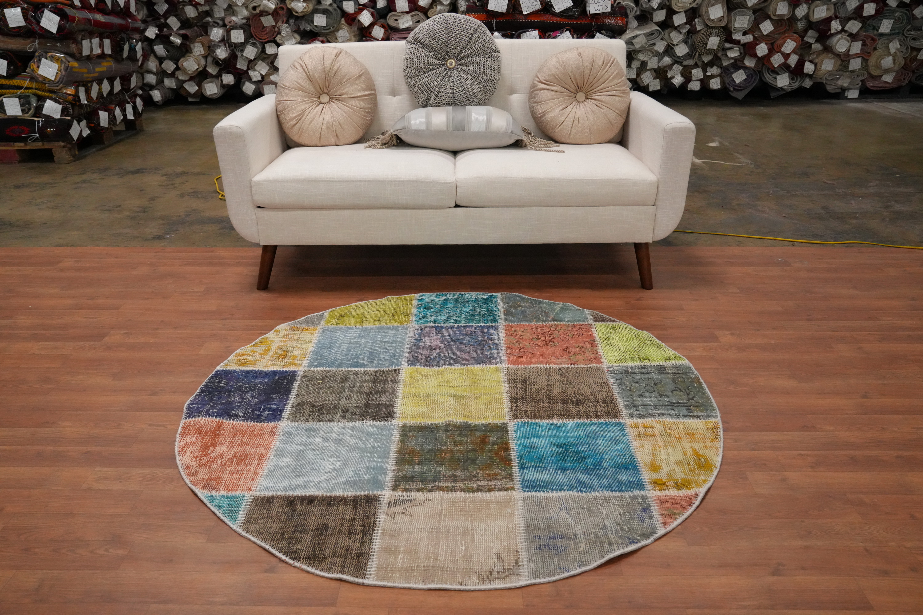 Modern Patchwork Round Rug 5x5 Hand-knotted Wool Perfect Statement Piece - Picture 3 of 6
