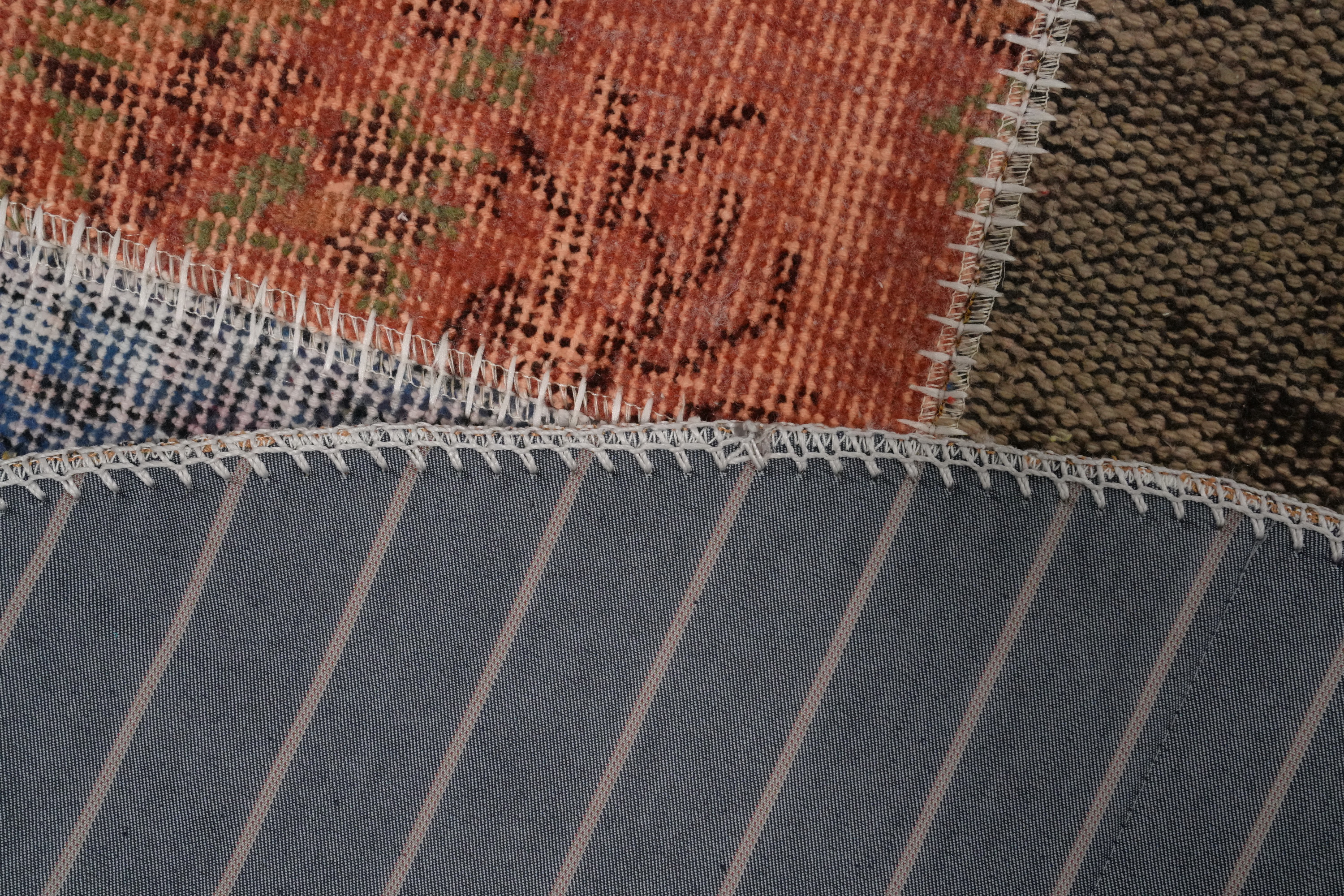 Modern Patchwork Round Rug 5x5 Hand-knotted Wool Perfect Statement Piece - Picture 5 of 6