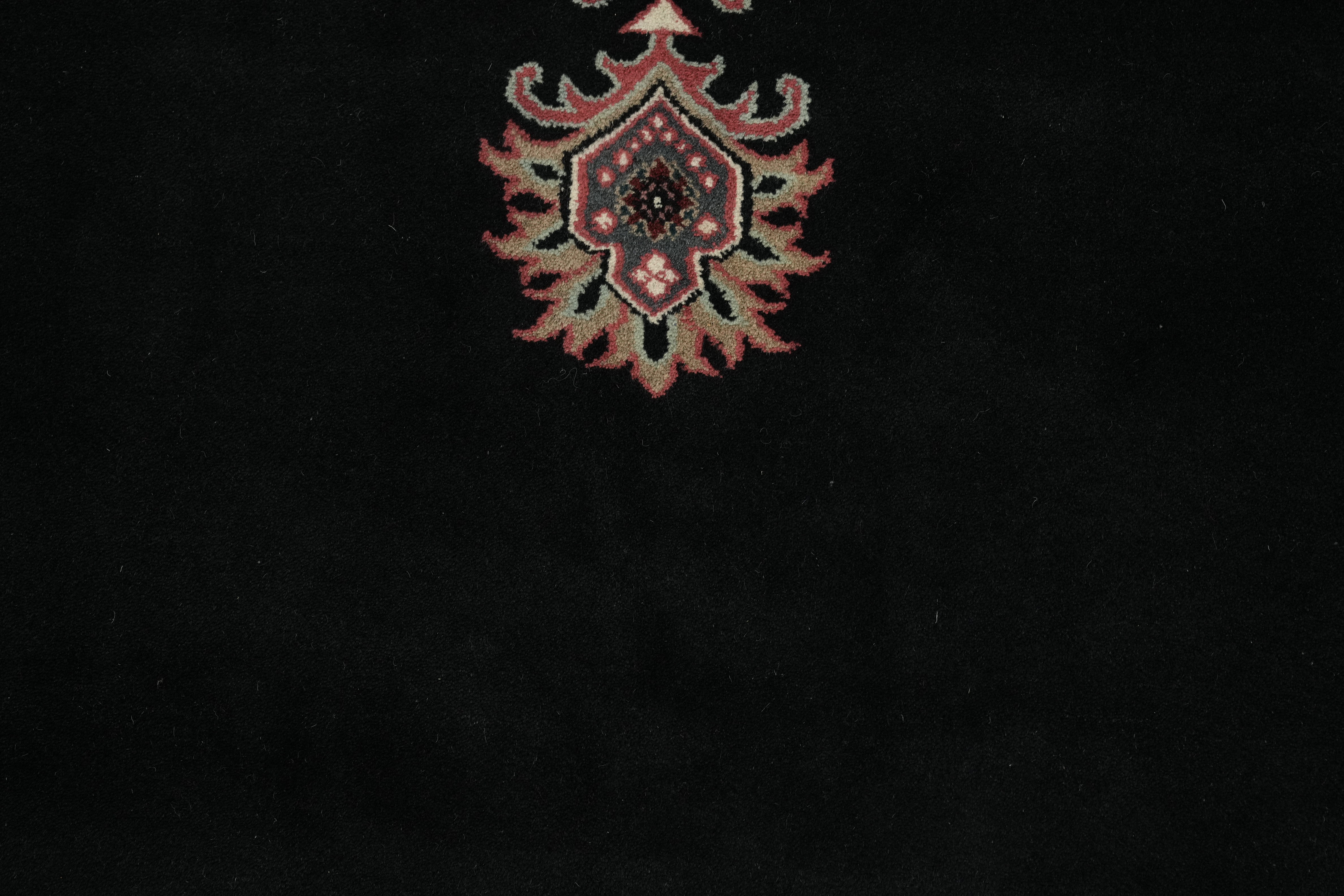 Luxurious Medallion Palace Size Rug 12x18 Wool Hand-made Traditional Carpet product image view 7