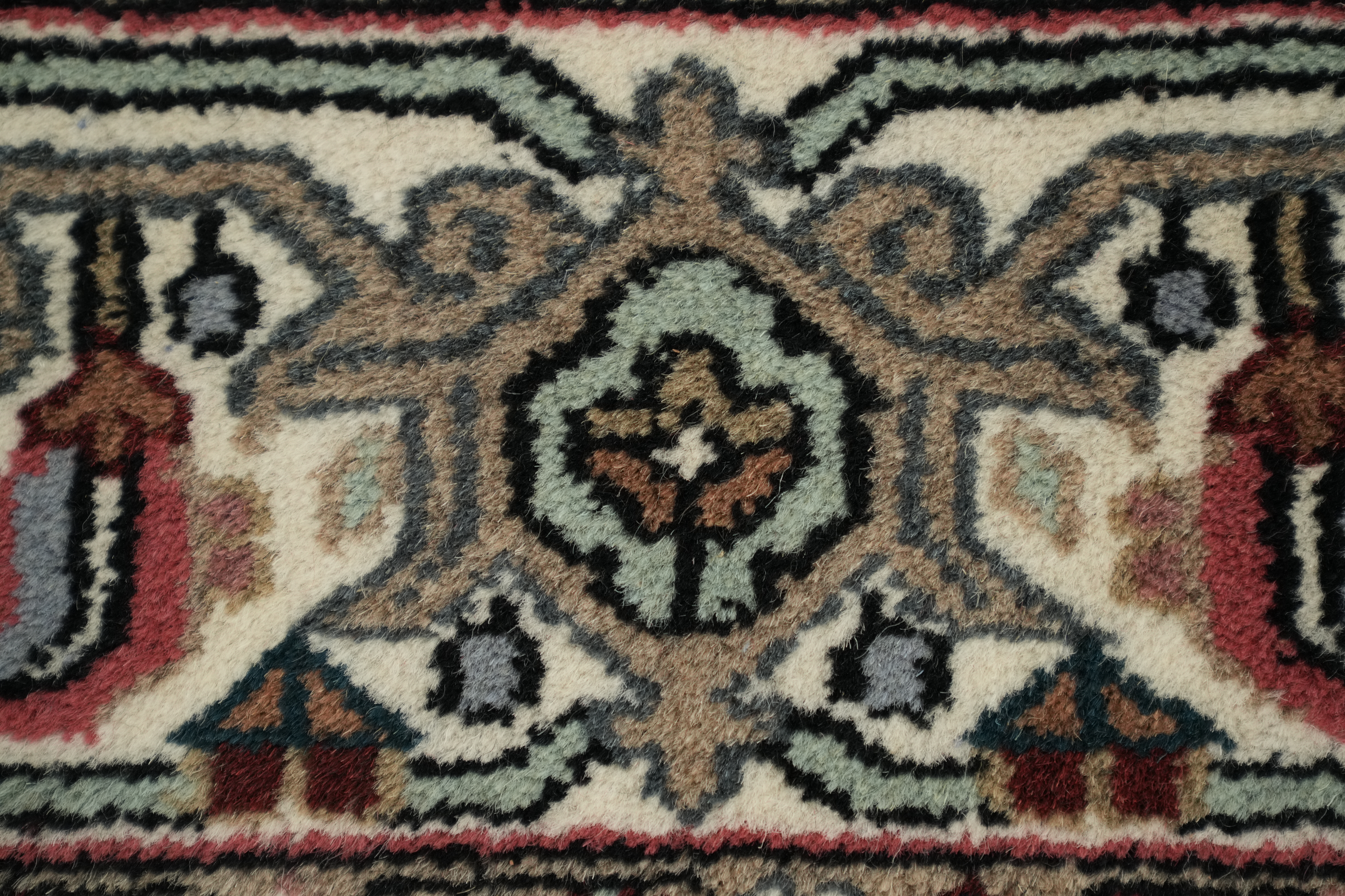 Luxurious Medallion Palace Size Rug 12x18 Wool Hand-made Traditional Carpet detailed image 11