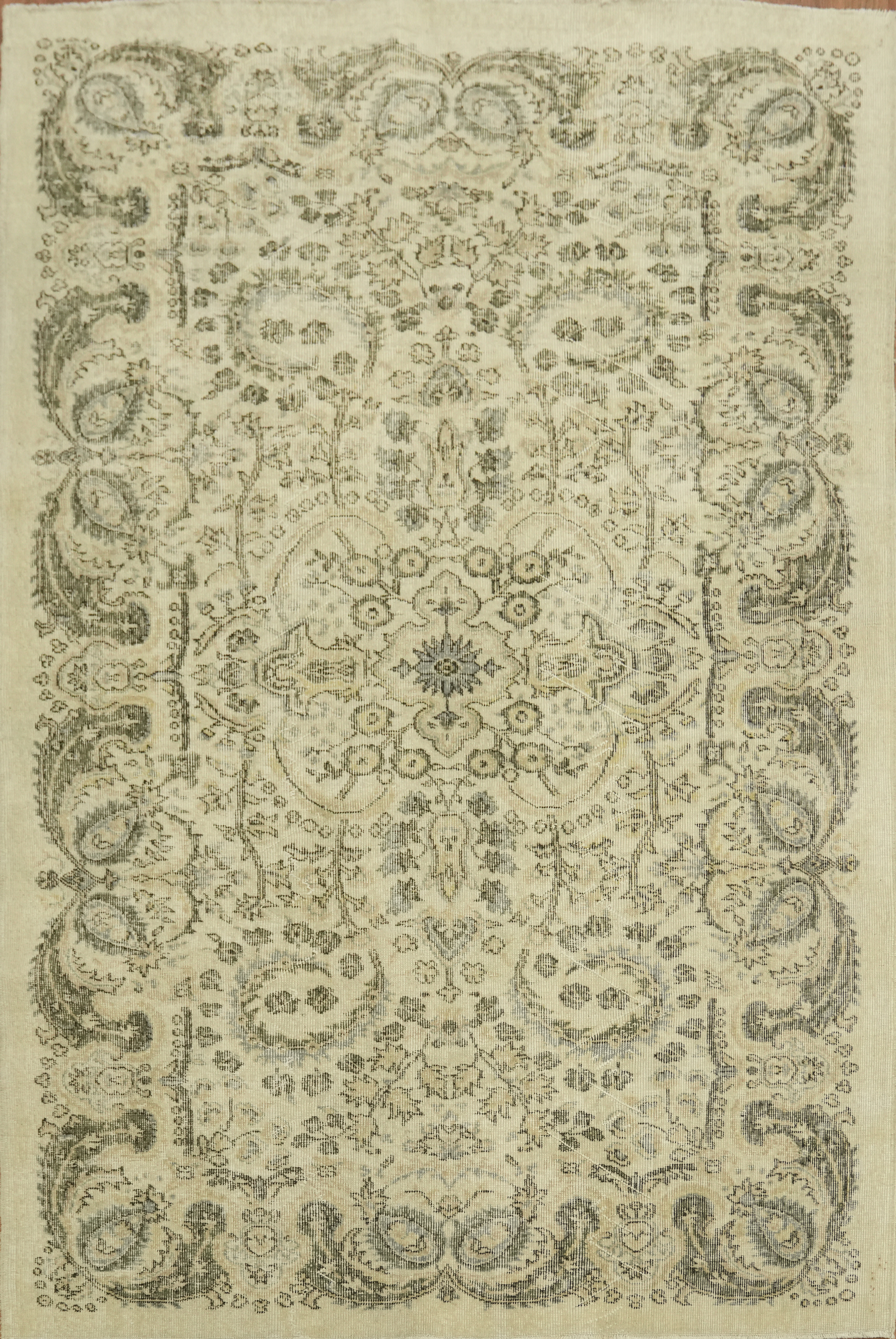 Vintage Anatolian Turkish Area Rug 6×8 Ft Hand-Knotted Medallion Wool Carpet