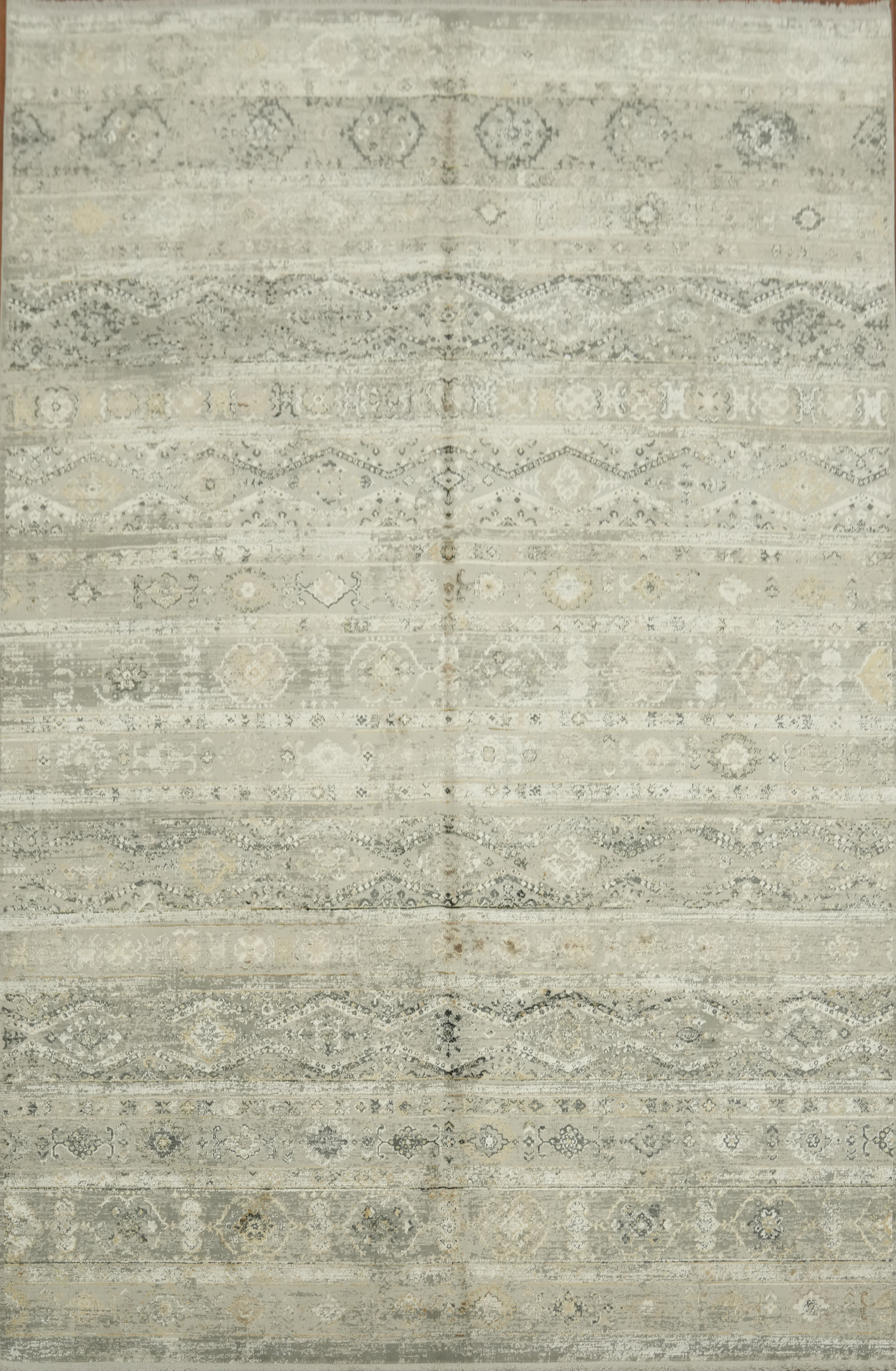 Elegant Vintage Style Area Rug 6×10 Ft Reproduction Beige Modern Turkish Carpet