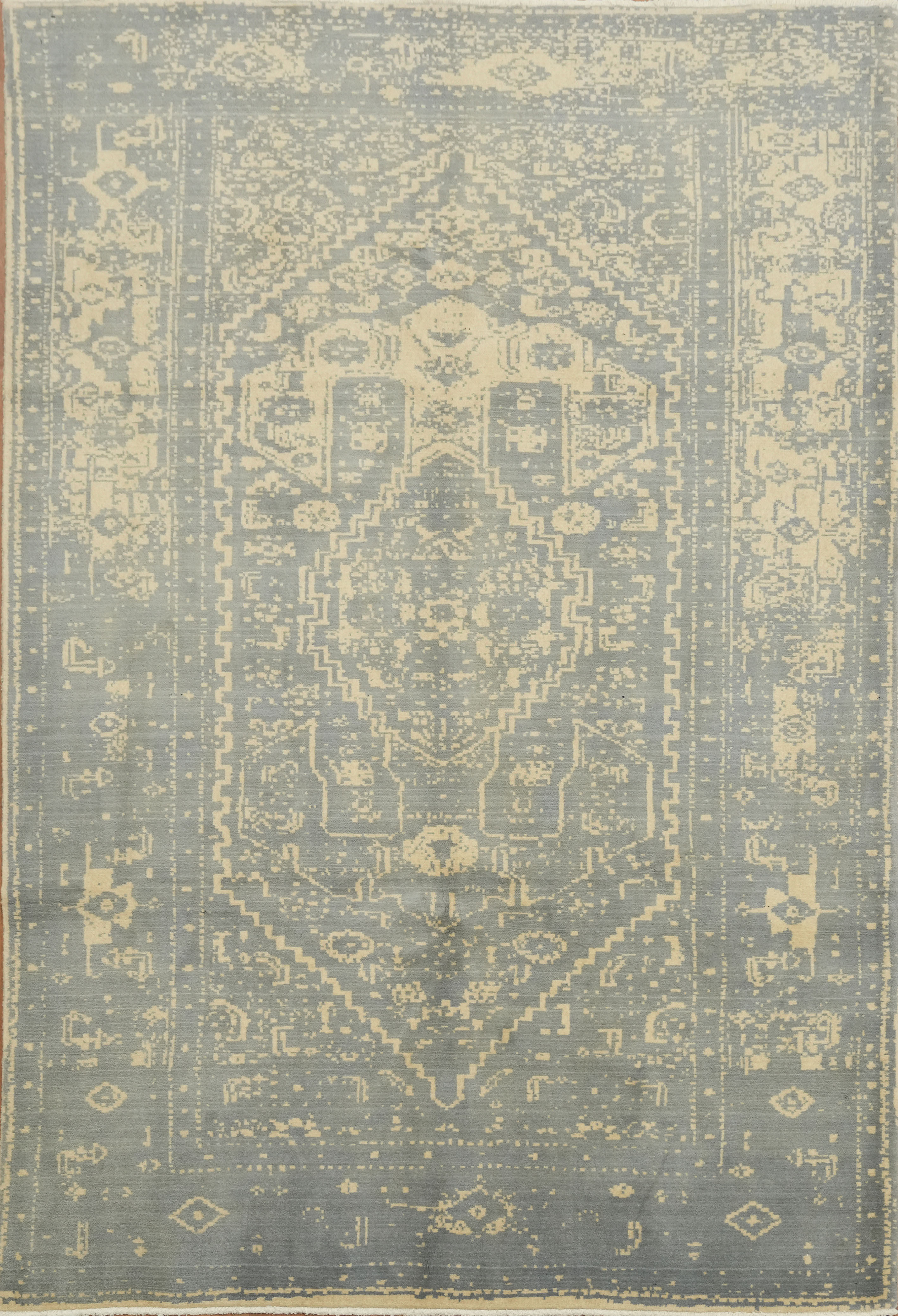 Distressed Grey Area Rug 7×10 Ft Hand-Knotted Vintage-Inspired Traditional Rug