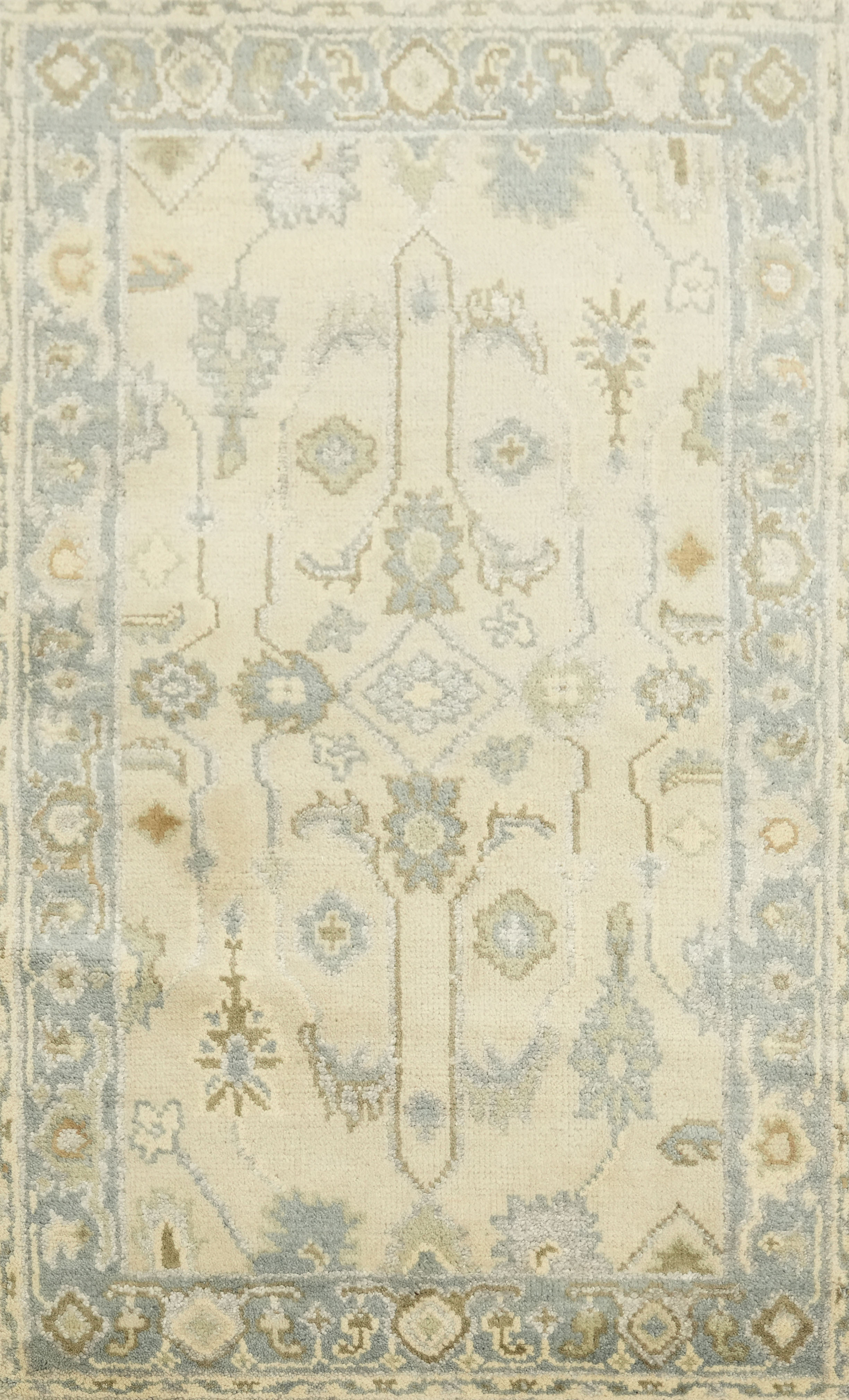 3×5 Classic Oriental Area Rug in Soft Green and Delicate Blue Tones