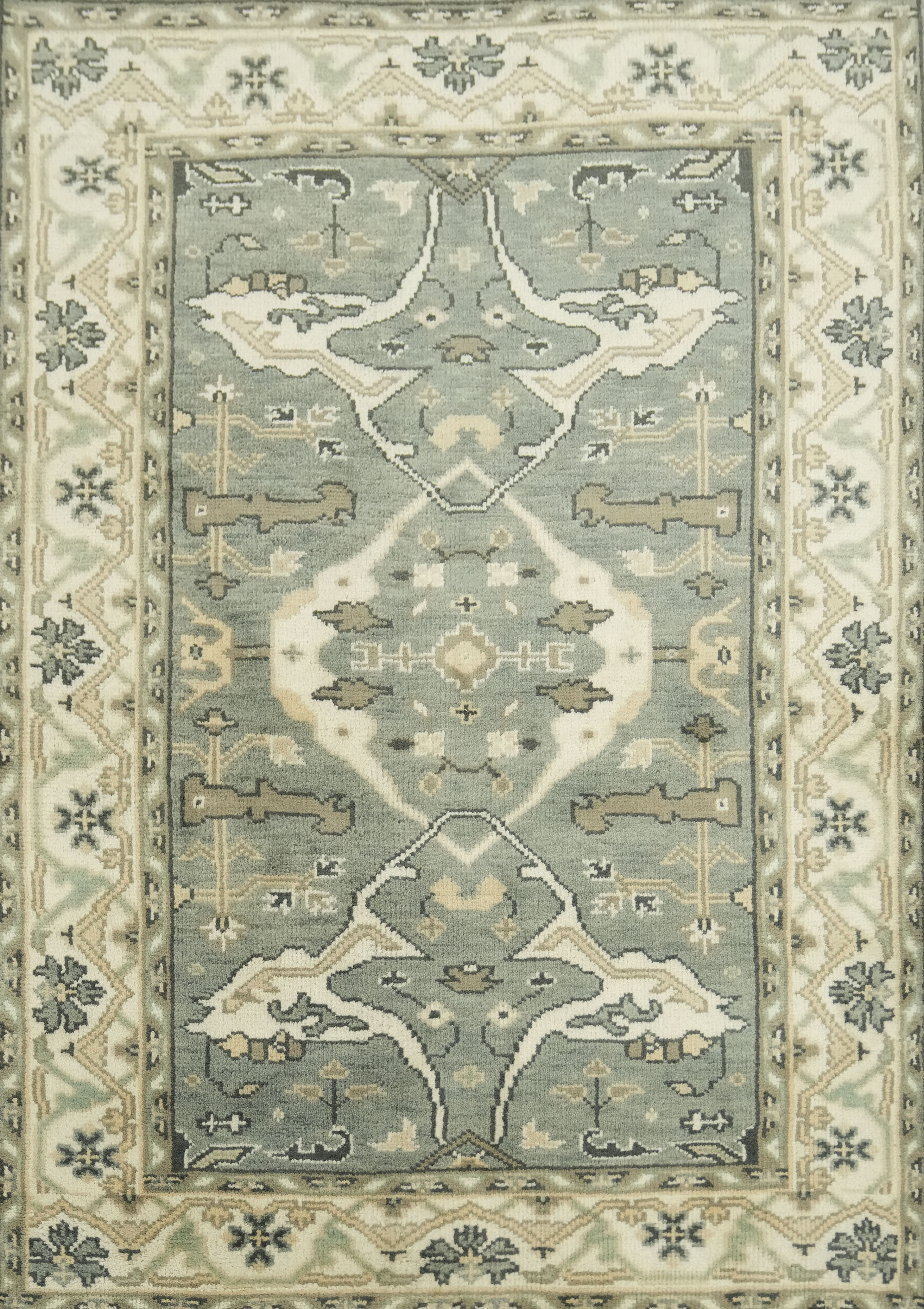4×6 Grey and Cream Timeless Classic Oushak Wool Area Rug