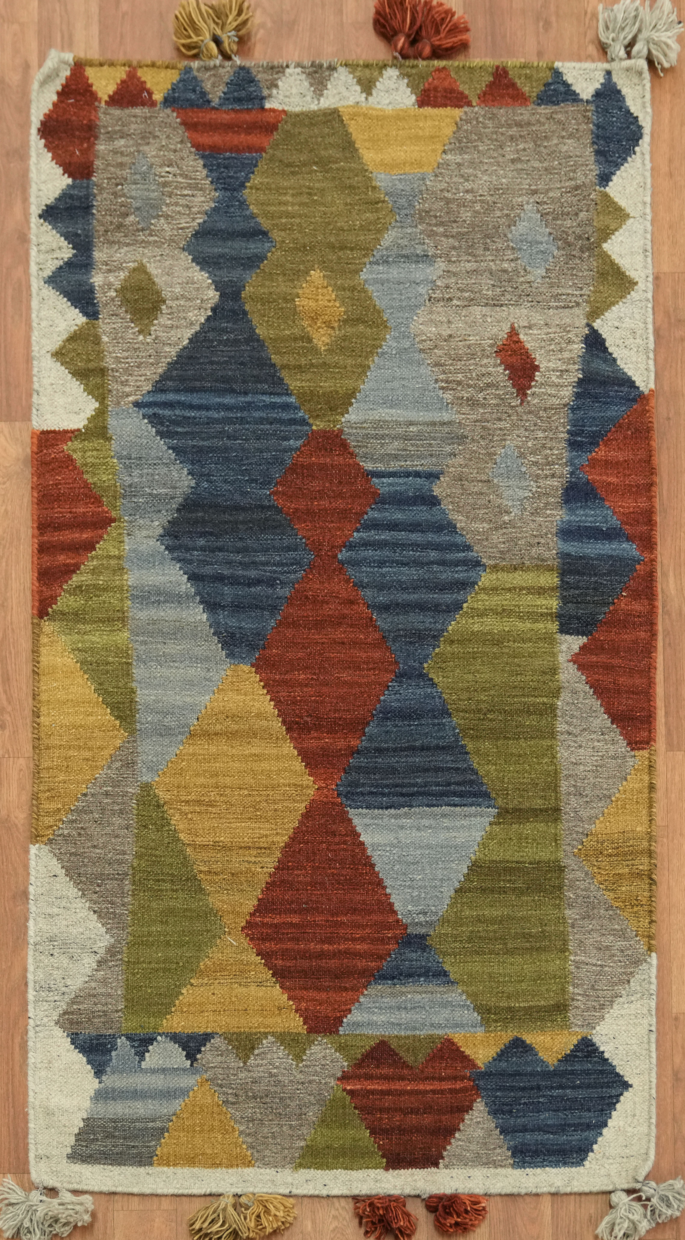 Ethnic Inspired 3×5 Geometric in Bold Multicolor Accent Rug
