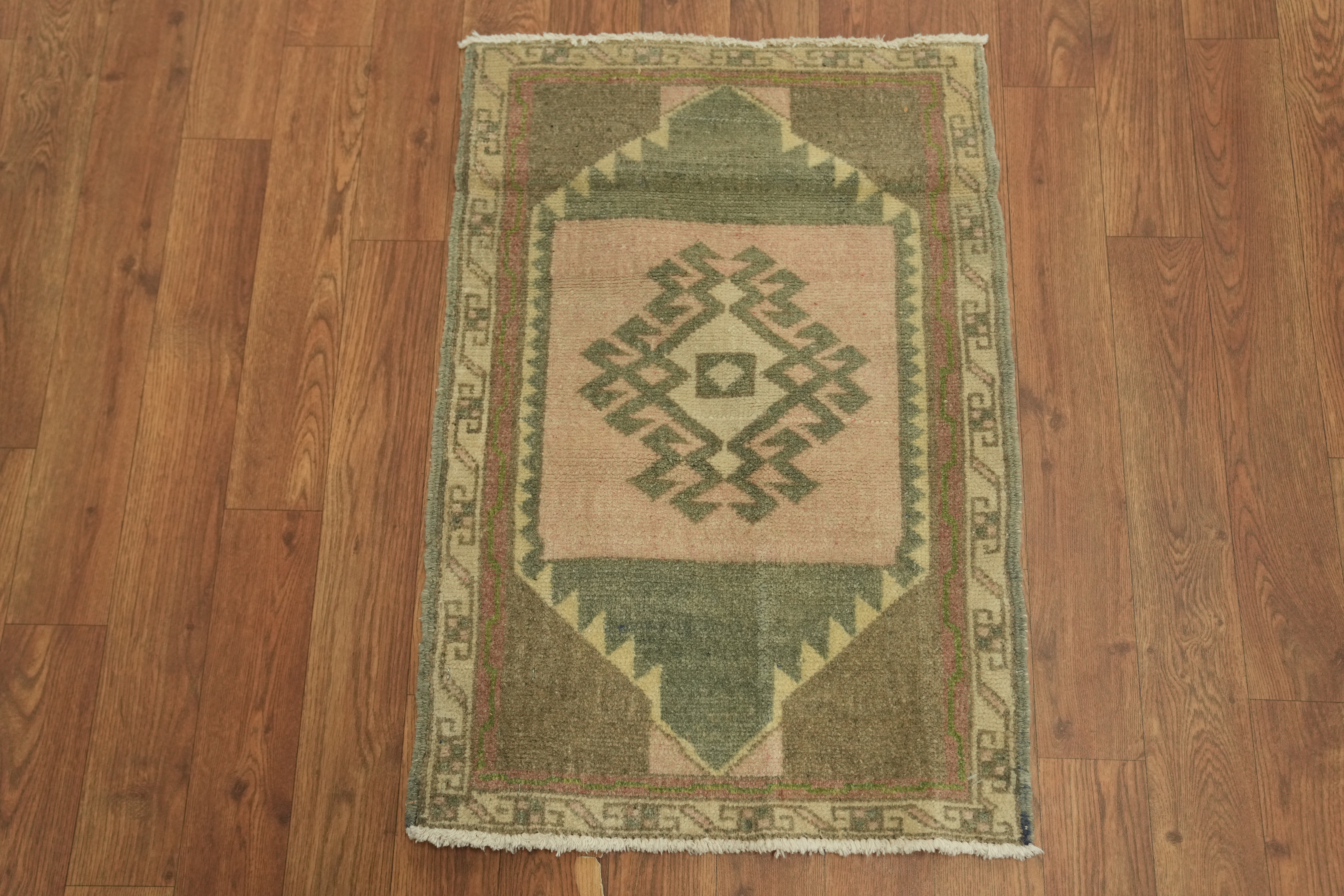 Vintage Oushak Turkish Foyer Rug 2x2 Ft Hand-Knotted Square Oriental Wool Carpet detailed image 4