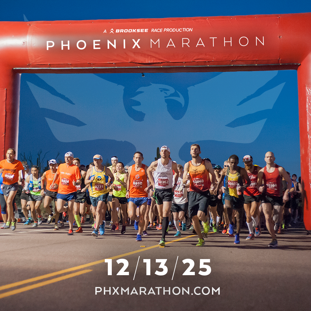 Phoenix Marathon start line
