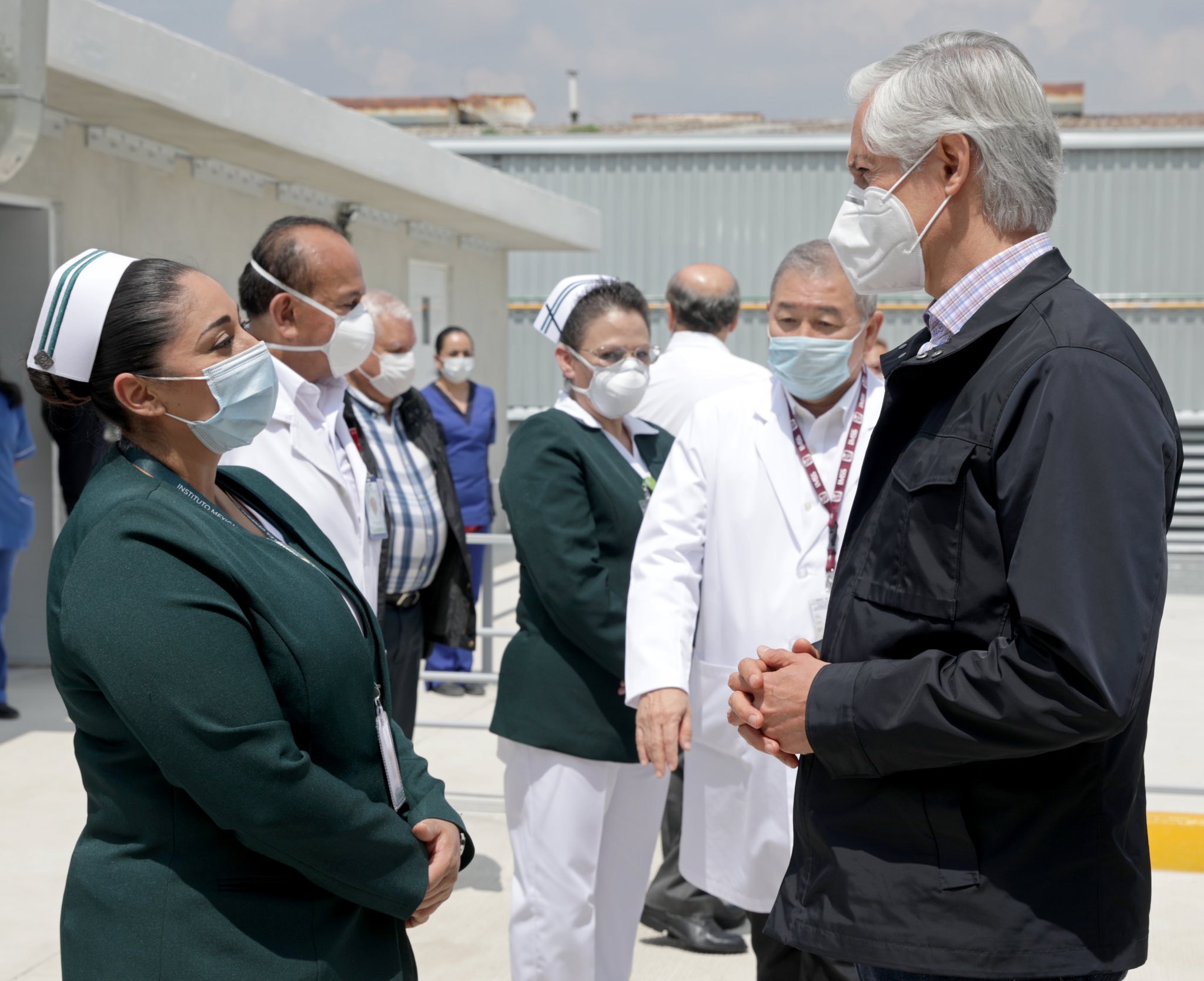 AGRADECE ALFREDO DEL MAZO A PERSONAL DE SALUD DEL EDOMÉX POR SU LABOR