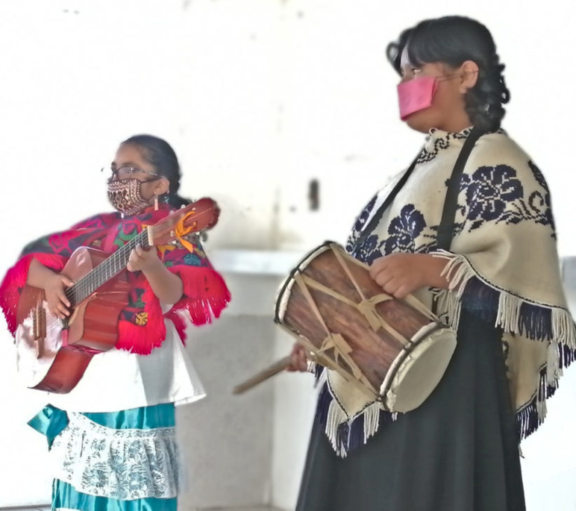 CON IMPULSO A LA MÚSICA MAZAHUA