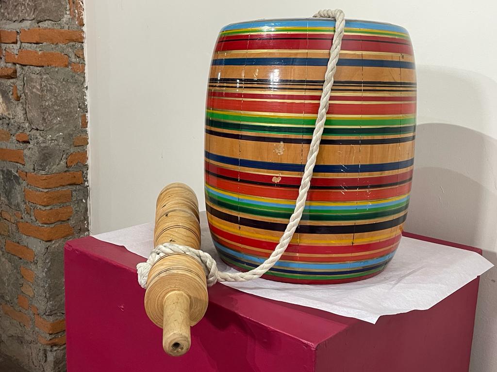 EL BALERO, UNA PIEZA ARTESANAL QUE REPRESENTA LAS TRADICIONES DEL EDOMÉX Sistema Mexiquense de EL BALERO, UNA PIEZA ARTESANAL QUE REPRESENTA LAS TRADICIONES DEL EDOMÉX Sistema Mexiquense de