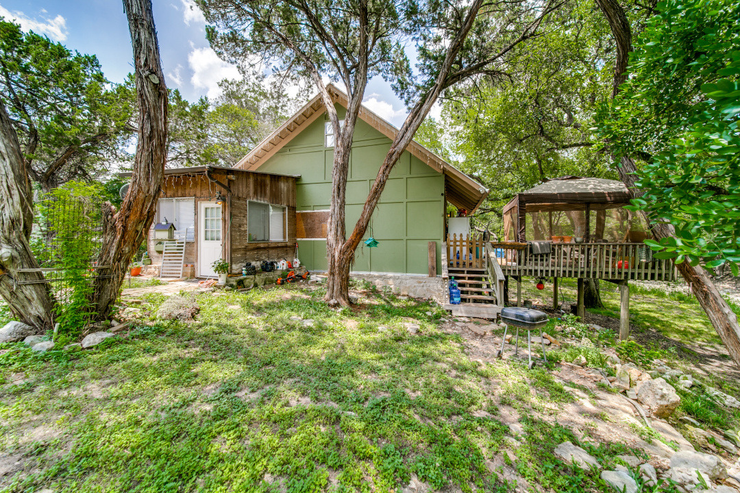 19214 Scenic Loop Rd, Helotes, TX 78023