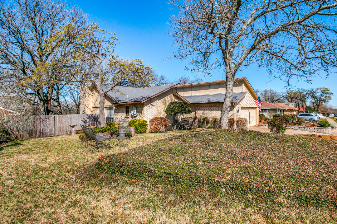 3501 Sweet Wood, Bedford, TX 76021