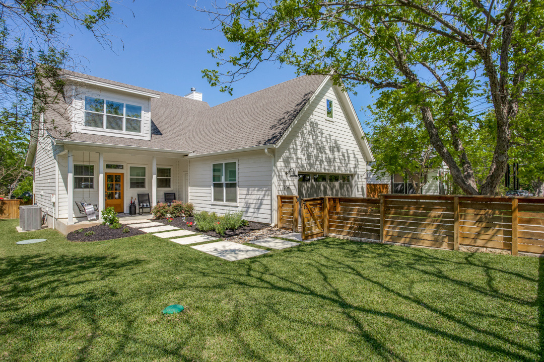 204 S Church St, TX 78626