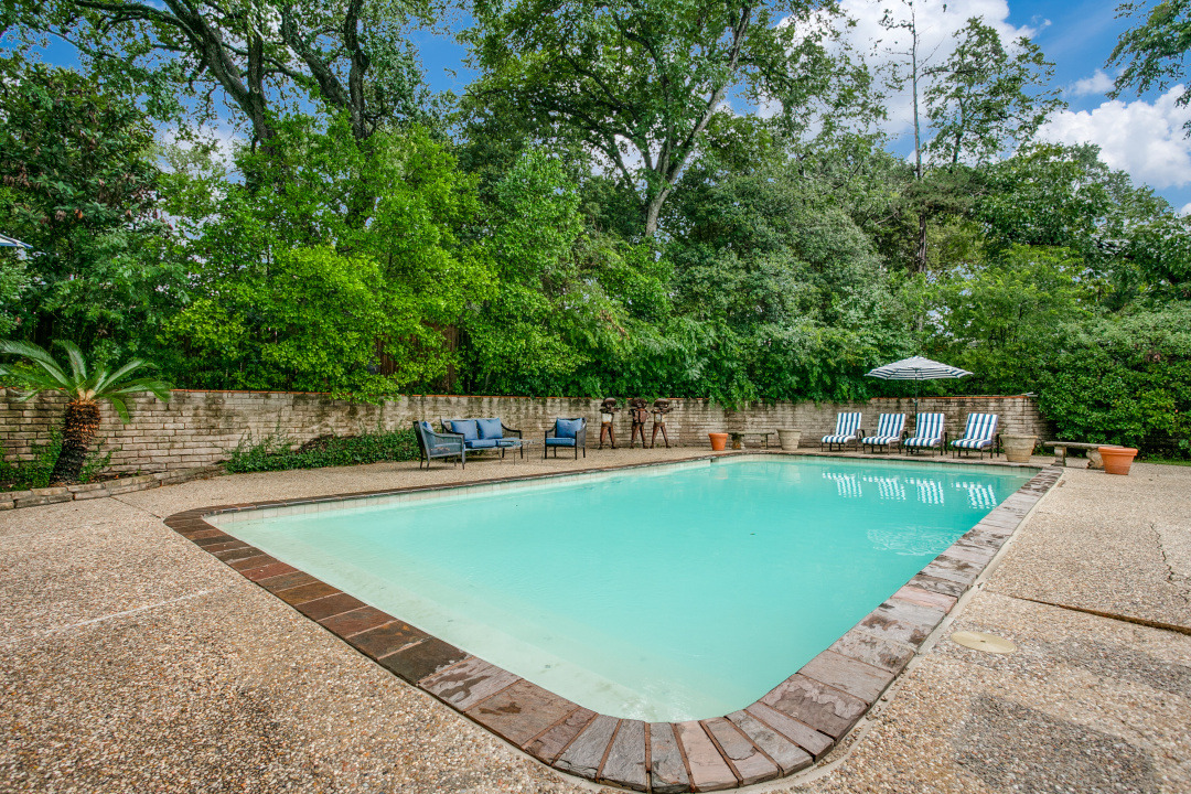329 Burr Rd, San Antonio, TX 78209