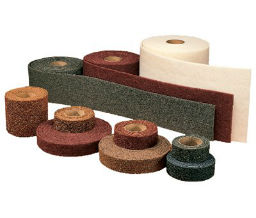 3M 405-048011-00260 Scotch-Brite™ Clean and Finish Roll Pads
