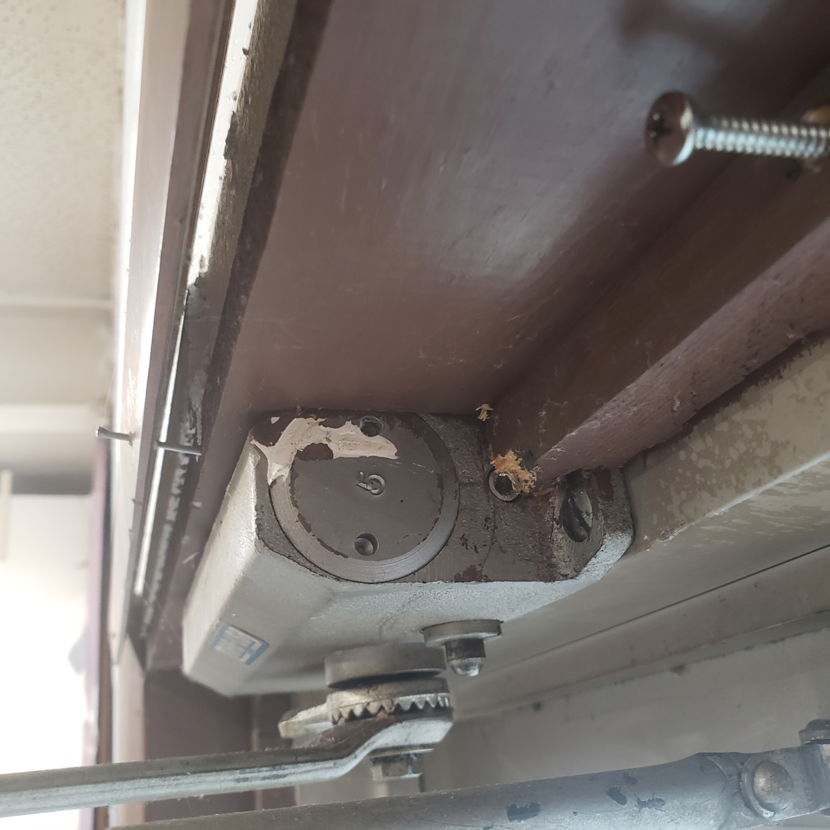 MAB 205 Rebuilt Surface Door Closer