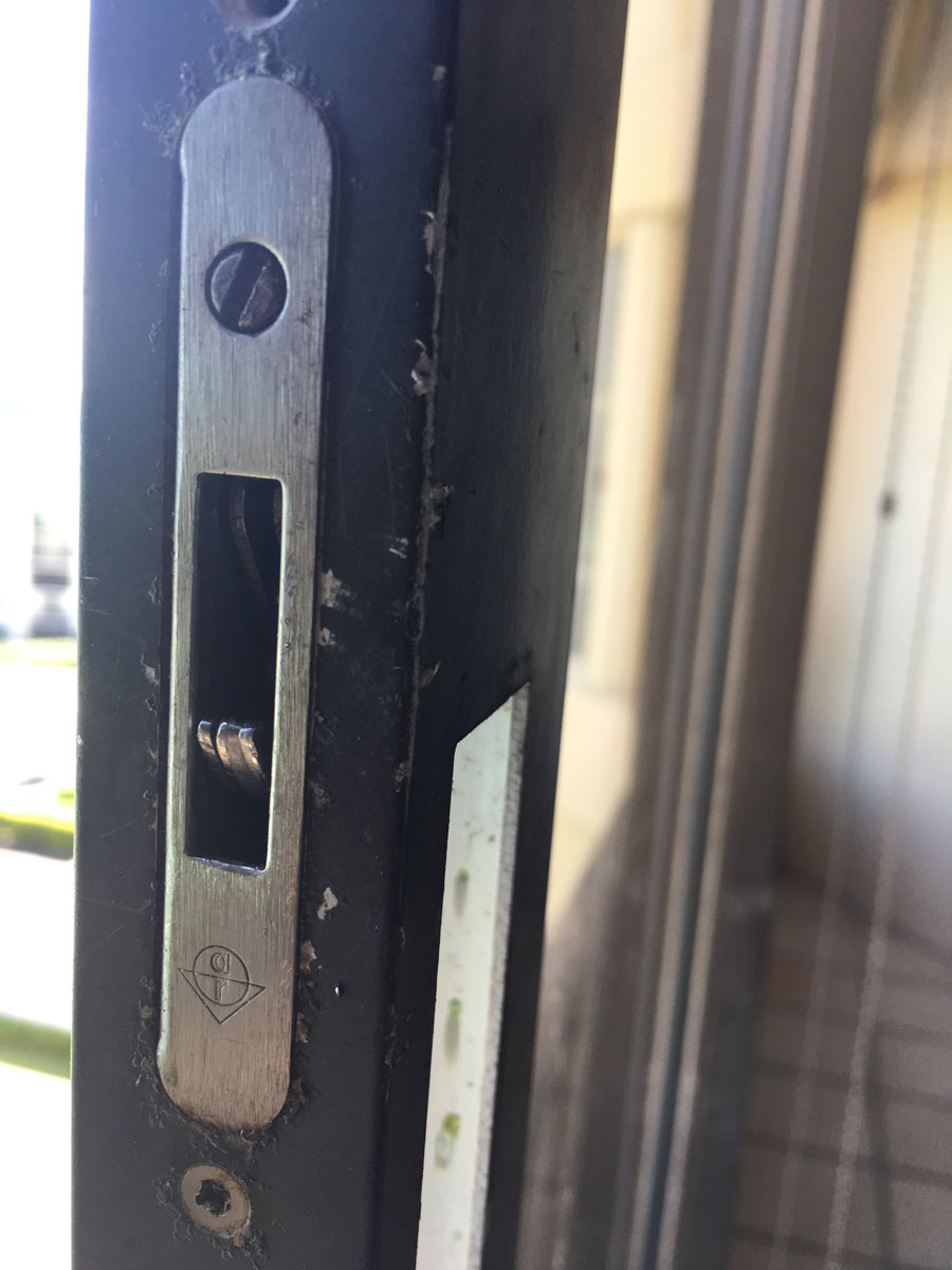 Adams Rite MS1847-09-630 Deadlock for Ultra-narrow Stile Sliding Doors ...
