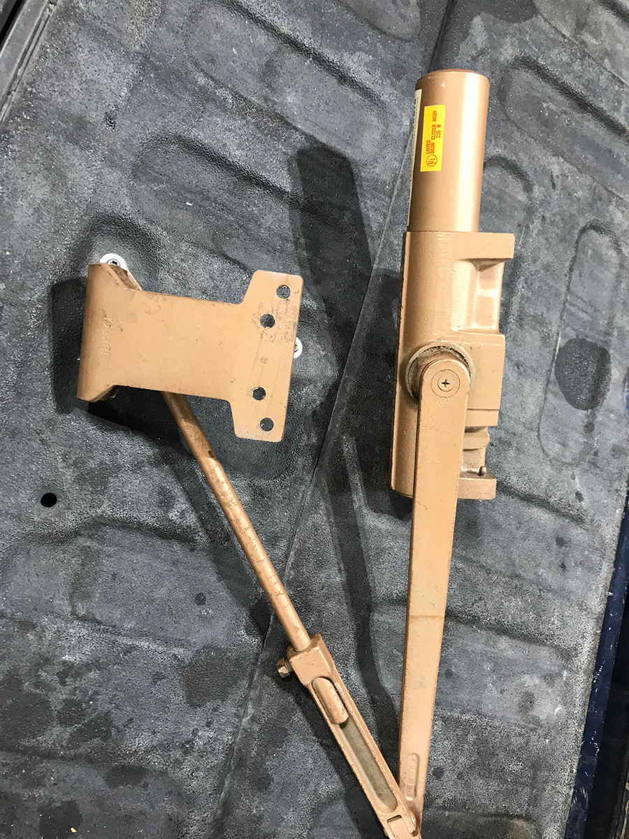 Corbin Russwin Rebuilt 100 Rebuilt Surface Door Closer for Corbin