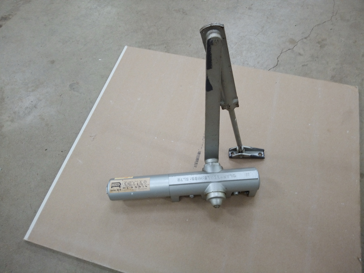 Corbin Russwin Rebuilt 2810 Rebuilt Surface Door Closer for Corbin