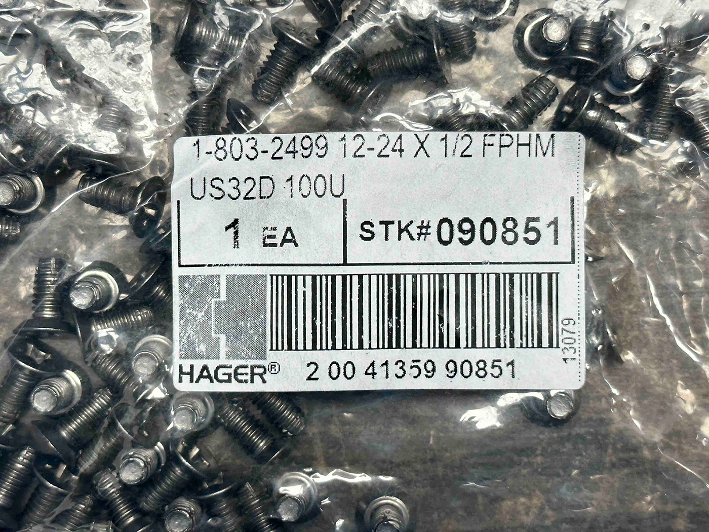 Hager 18017625USP100 Hinge Machine Screw 1224 x 1/2” FPHM, Brass