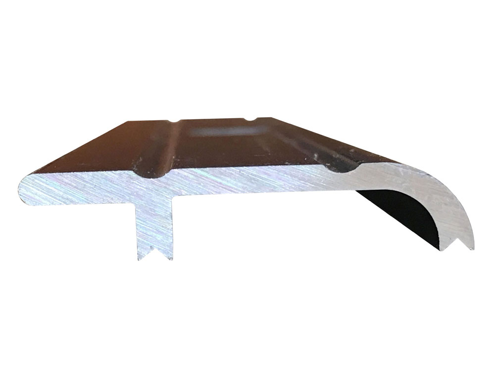 Hager 600SDBA 40" Dark Bronze Anodized Aluminum Interlocking Threshold