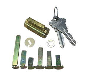 Kaba Ilco 15995SE-04-KD Key-in-Knob/Deadbolt Cylinder with Schlage E Keyway - Satin Brass
