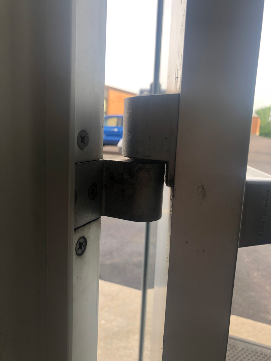 Kawneer 050331-17 Kawneer Standard Intermediate Offset Pivot Package ...