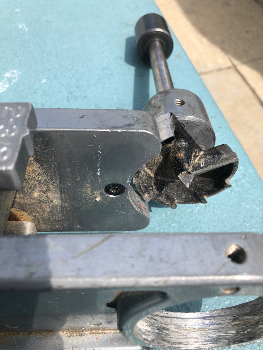 Kwikset 89900001 Jig with Wood Arm Guide