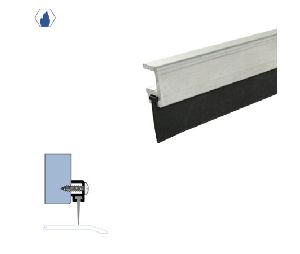 Legacy 7583-MB 16 Surface Mounted Door Sweep or Meeting Stile with SRE Insert, Matte Black Powder Coat, 16" length