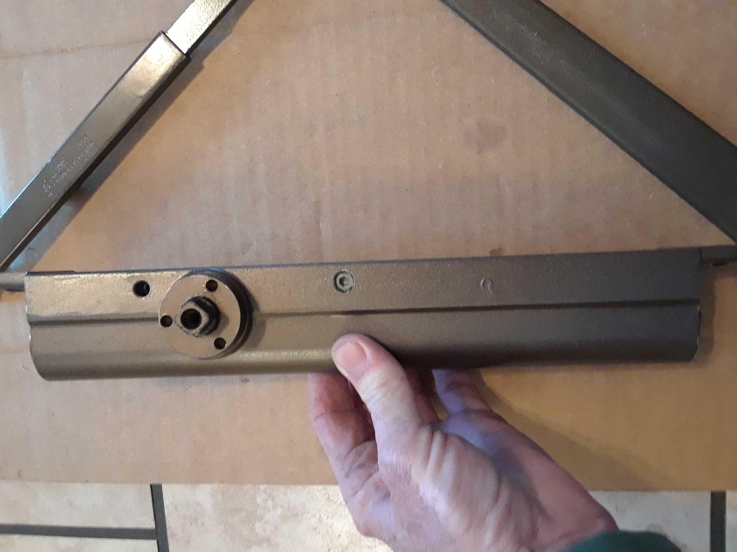 Norton 8501 Door Closer With Regular NonHold Open Arm Full Plastic Cover