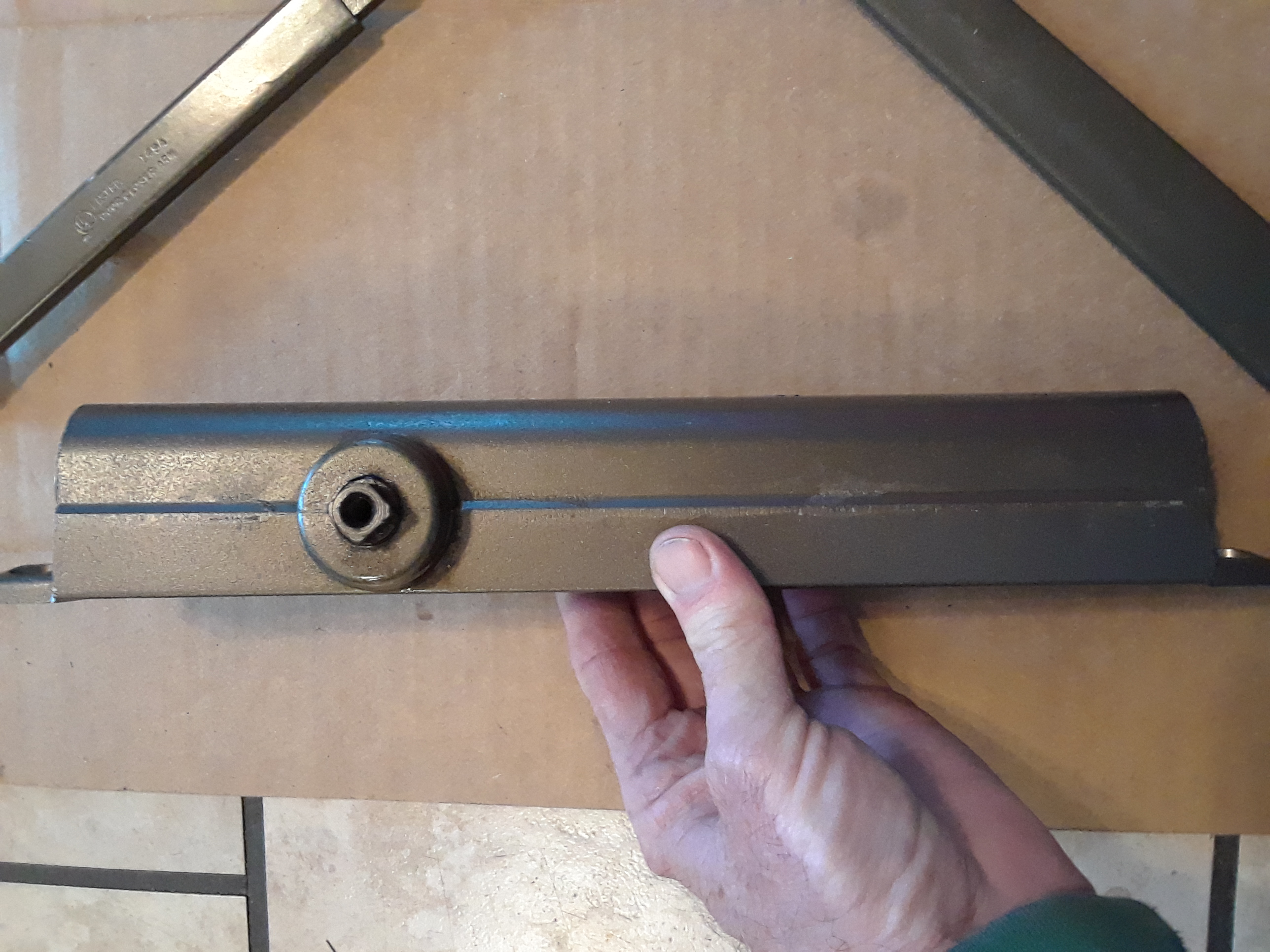 Norton 8501 Door Closer With Regular NonHold Open Arm Full Plastic Cover