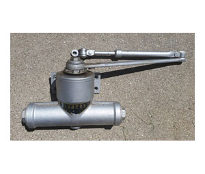 Norton C Rebuilt "C" Potbelly/Traditional Surface Door Closer