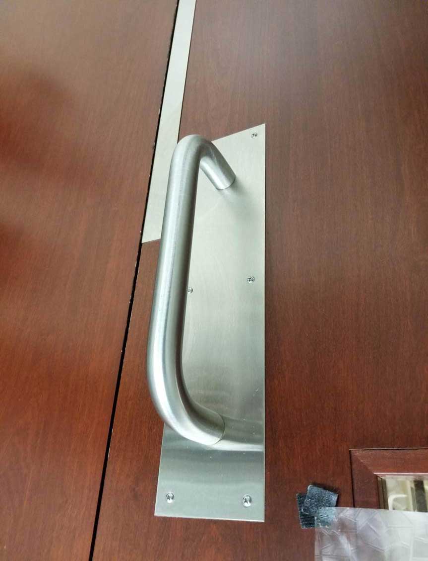 Rockwood BF111 x 70B630 Satin Stainless Steel 10" CTC Barrier Free