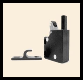 Saint Louis Designs TL1166-P Mini Touch Latch, with Built-in Pusher
