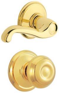 Schlage F51 GEO x FLA 609 LH Left Handed Entrance Lockset with Georgian Knob and Flair Lever - Antique Brass