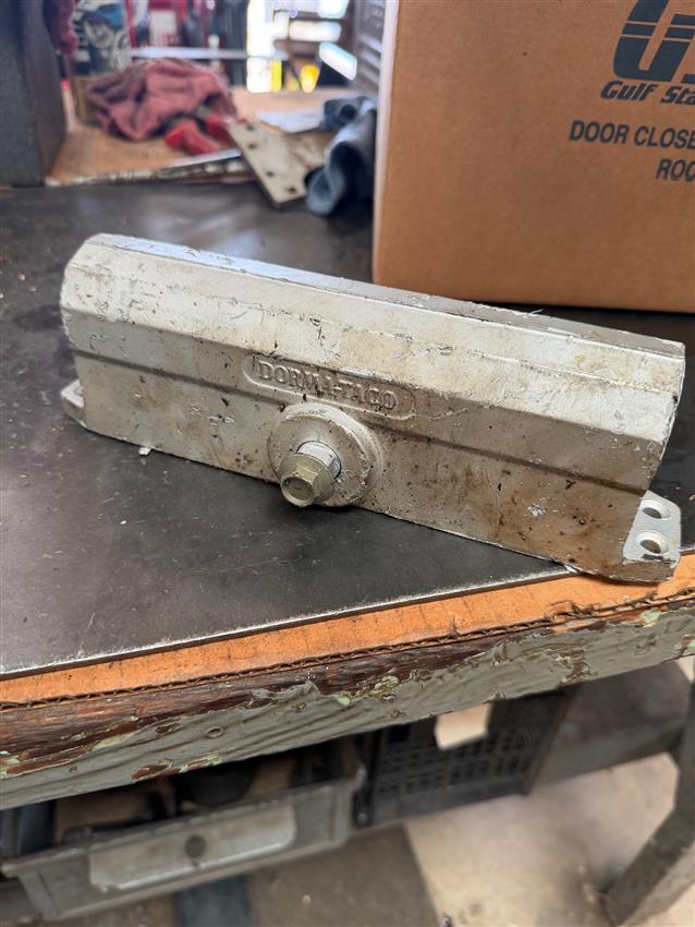 detail image for Dorma - Taco "Transatlantic" Rebuilt 45 Model 40 Spring Size 5 Surface Door Closer