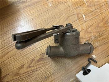 Lockwood Rebuilt Potbelly/Traditional Surface Door Closer "B" Size