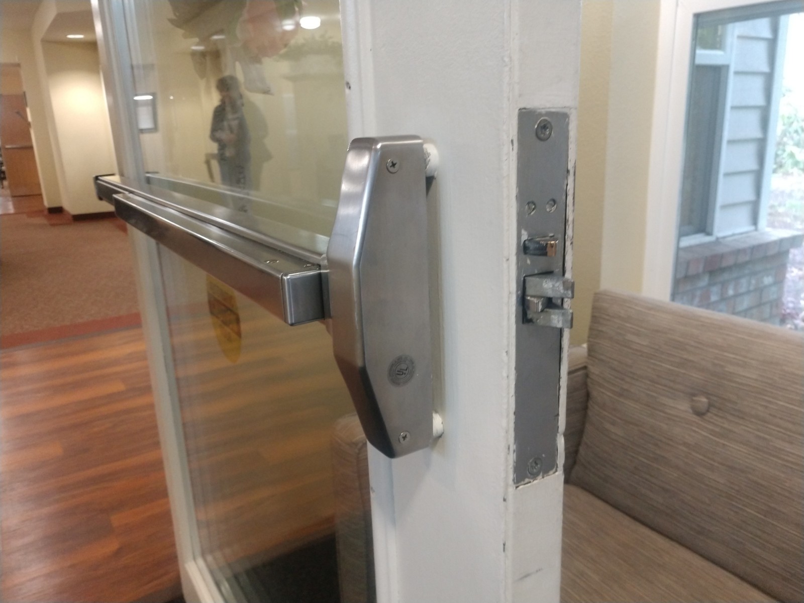 Monarch 17C Concealed Vertical Rod Exit Device