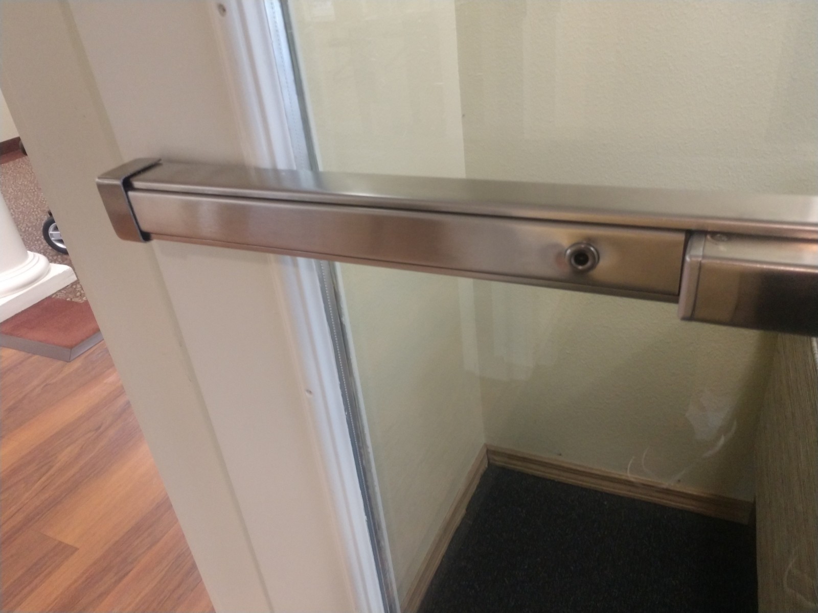 Monarch 17C Concealed Vertical Rod Exit Device