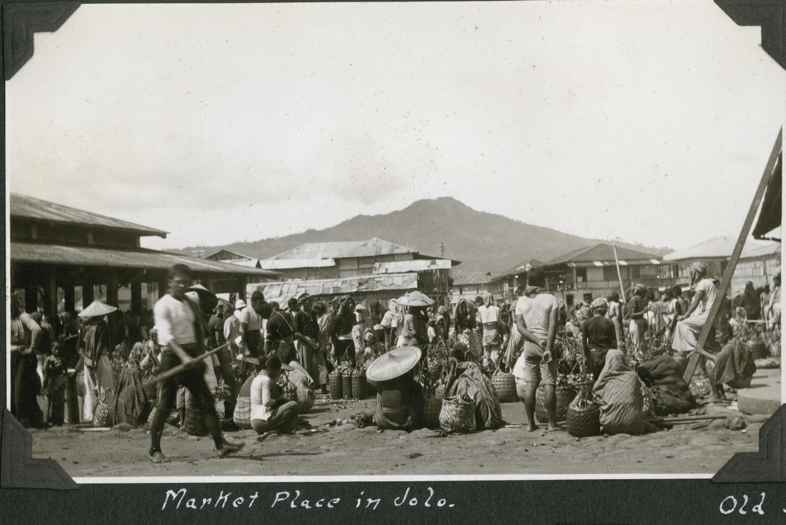 The market place in Jolo
