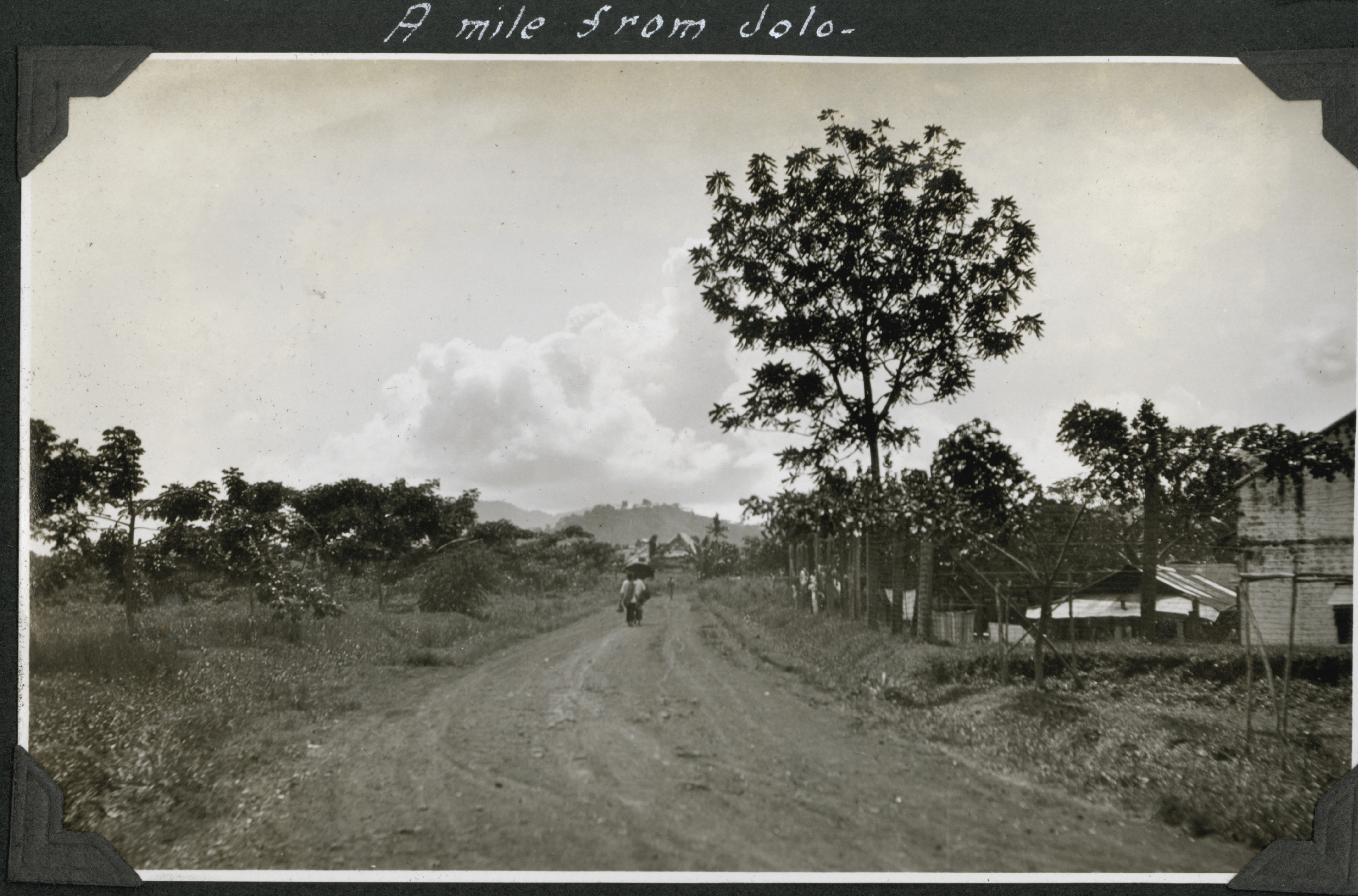 Rural scene a mile out of Jolo